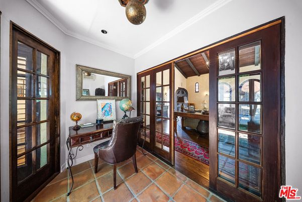 Home Office, Interior, Recessed Lighting, Wooden Ceilings, Wood Texture Flooring
