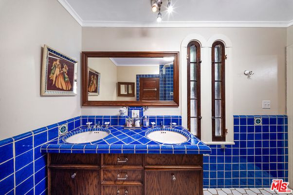 Bathroom, Dual Sink Vanities, Interior, Tile Countertops