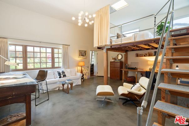 Interior, Living room, Pendant Lights