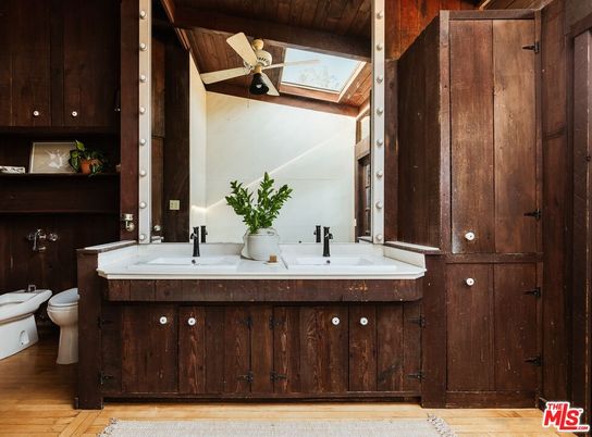 Bathroom, Dual Sink Vanities, Interior, Wooden Ceilings, Wood Texture Flooring