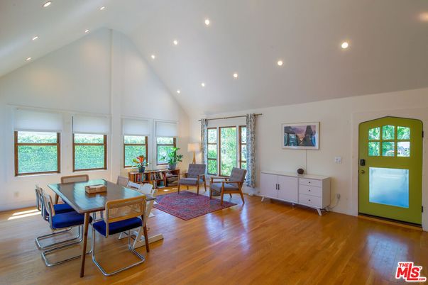 Dining room, Interior, Living room, Recessed Lighting, Wood Texture Flooring