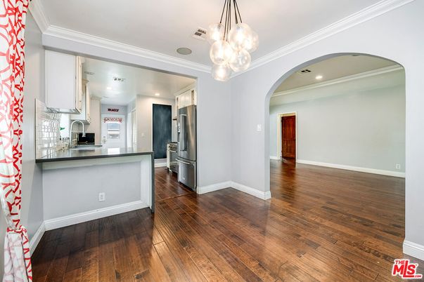 Interior, Kitchen, Pendant Lights, Recessed Lighting, Wood Texture Flooring