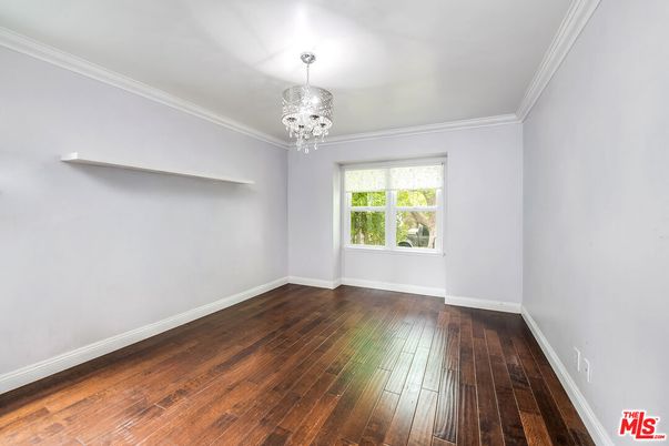 Chandelier, Empty room, Interior, Wood Texture Flooring