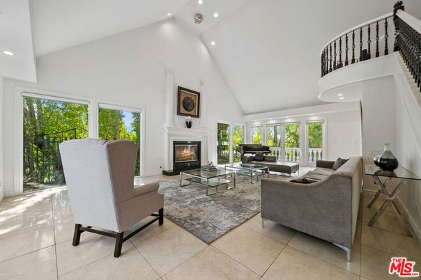 Fireplace, Interior, Living room, Recessed Lighting