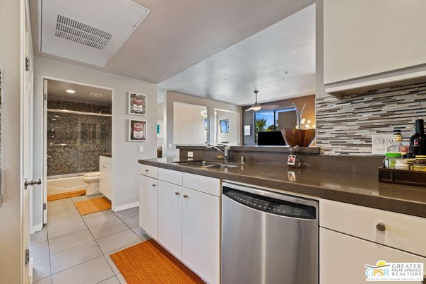 Bathroom, Interior, Kitchen, Recessed Lighting