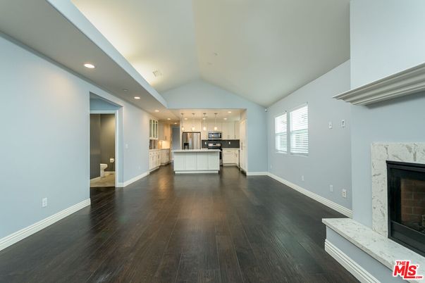 Fireplace, Interior, Kitchen, Pendant Lights, Recessed Lighting, Wood Texture Flooring
