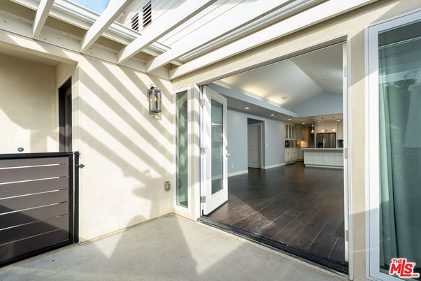 Empty room, Glass Ceilings, Interior, Kitchen, Recessed Lighting, Wood Texture Flooring