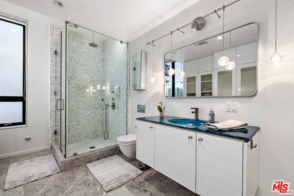 Bathroom, Glass Shower, Interior, Pendant Lights, Recessed Lighting