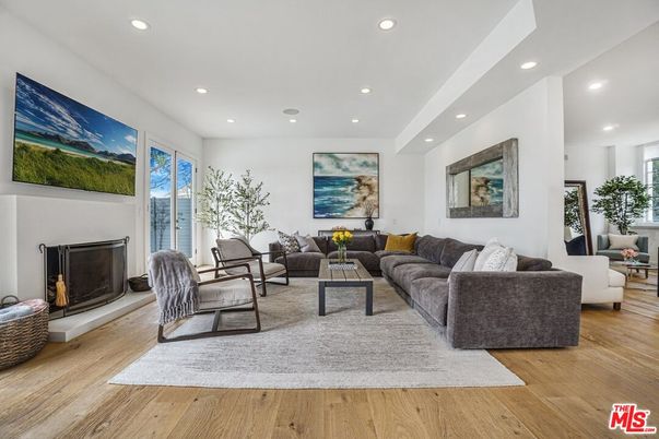 Fireplace, Interior, Living room, Recessed Lighting, Wood Texture Flooring