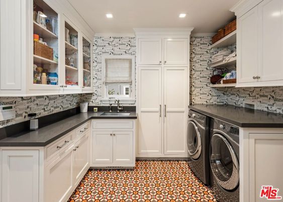 Interior, Recessed Lighting, Washer