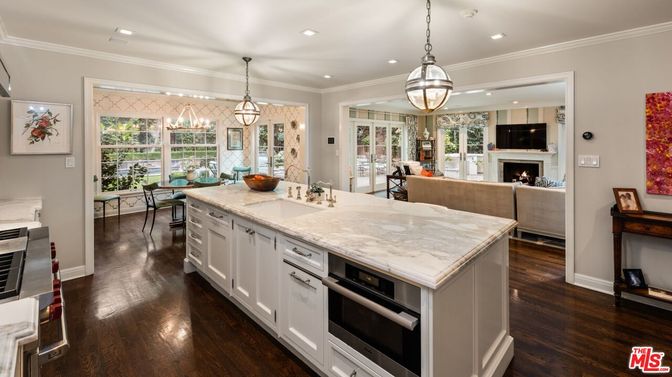 Chandelier, Dining room, Fireplace, Interior, Kitchen, Living room, Pendant Lights, Recessed Lighting, Wood Texture Flooring