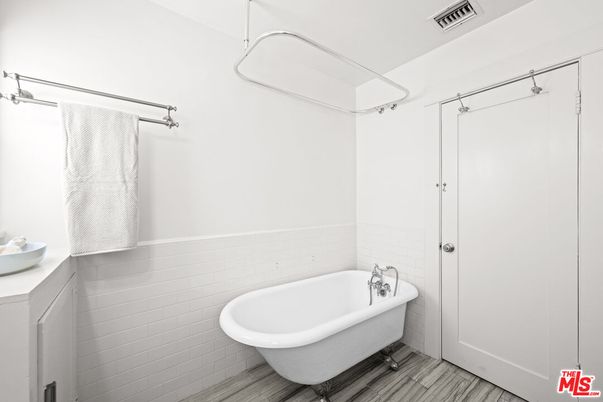 Bathroom, Free Standing Baths, Interior, Wood Texture Flooring