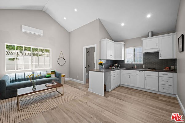 Interior, Kitchen, Living room, Recessed Lighting, Wood Texture Flooring