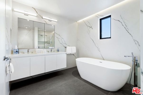 Bathroom, Dual Sink Vanities, Free Standing Baths, Interior, Marble Walls