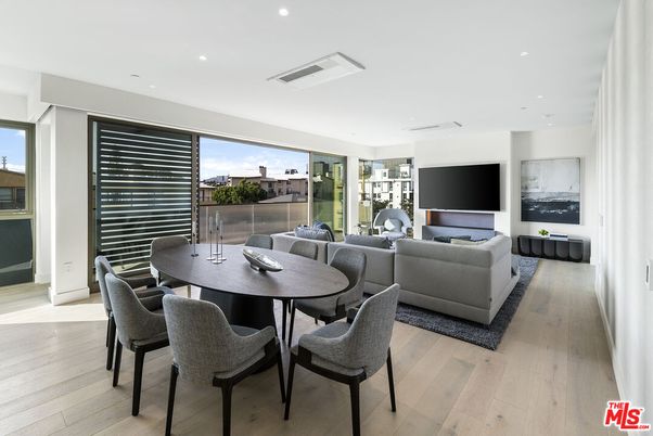 Dining room, Interior, Living room, Recessed Lighting, Wood Texture Flooring