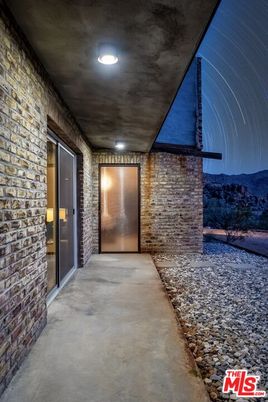 Exterior, Recessed Lighting, Stone Walls