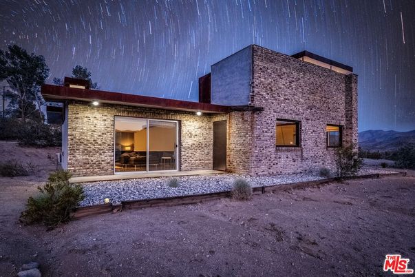 Exterior, Facade, Brick Facade, Modern
