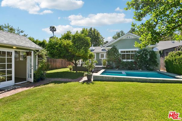 Backyard, Exterior, Pool
