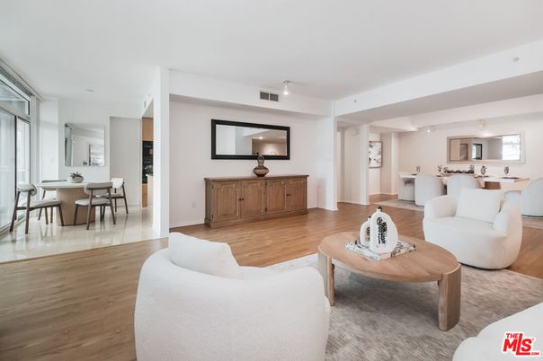 Dining room, Interior, Living room, Recessed Lighting, Wood Texture Flooring