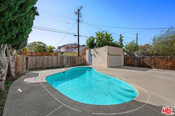 Detached Garage, Exterior, Pool
