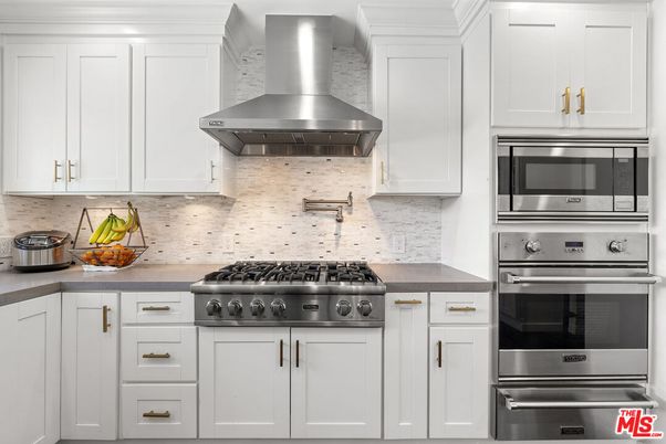 Interior, Kitchen, Stainless Steel Appliances