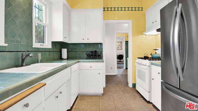 Interior, Kitchen, Tile Countertops