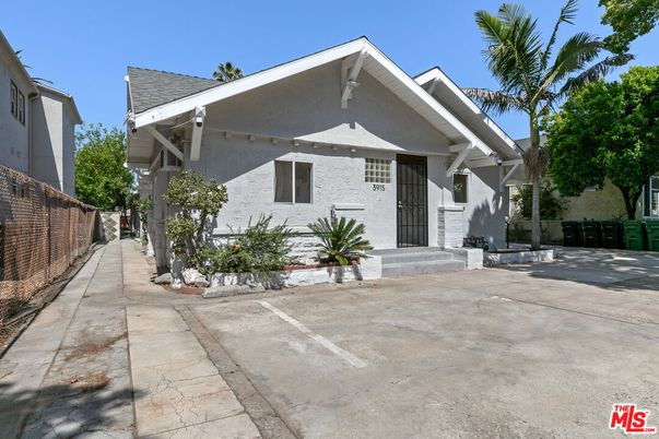 Exterior, Facade, American Craftsman