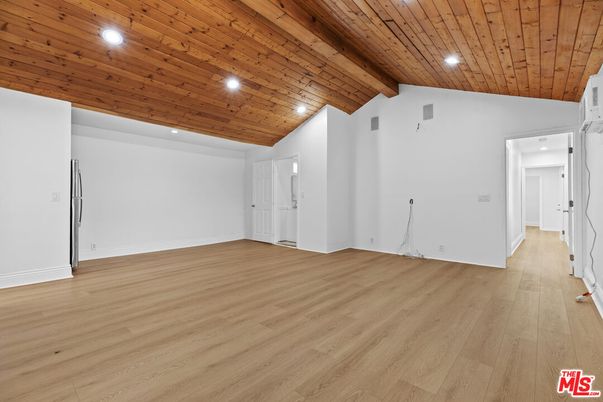 Empty room, Interior, Recessed Lighting, Wooden Beams, Wooden Ceilings, Wood Texture Flooring