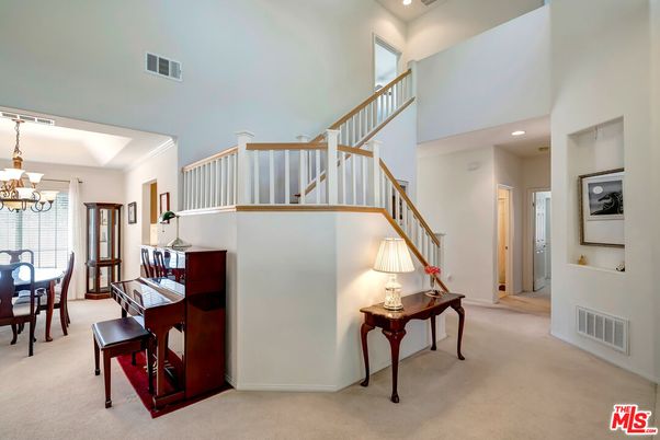 Chandelier, Dining room, Interior, Recessed Lighting