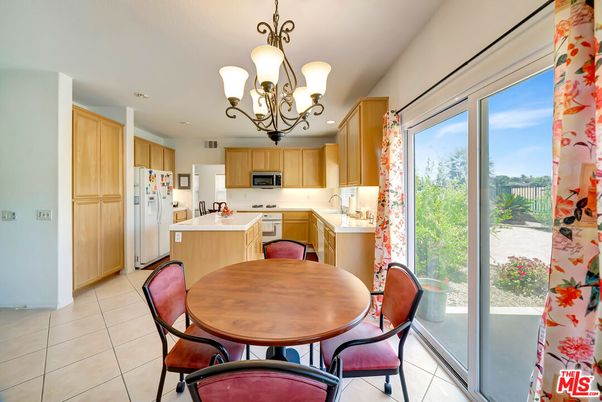 Chandelier, Dining room, Interior, Kitchen, Recessed Lighting