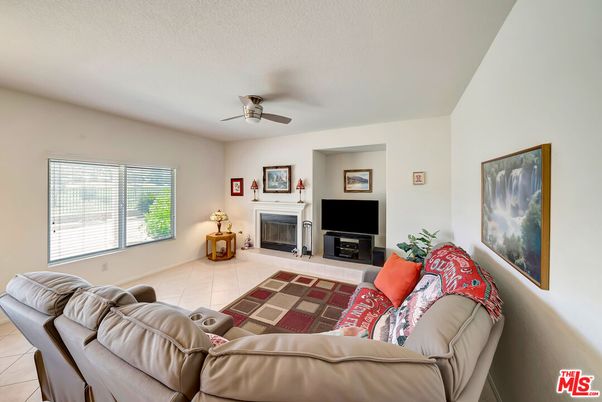 Fireplace, Interior, Living room