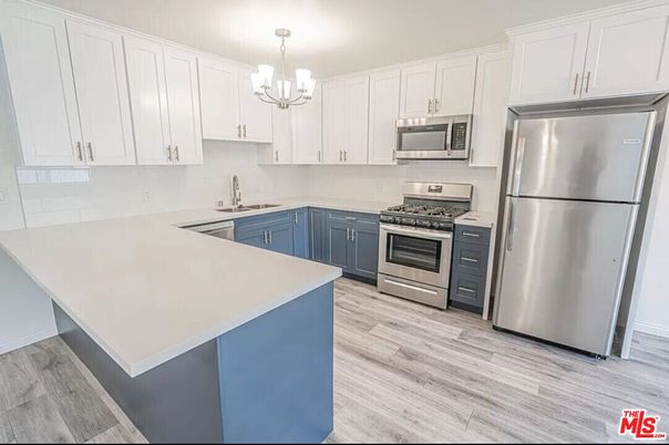 Chandelier, Interior, Kitchen, Pendant Lights, Stainless Steel Appliances, Wood Texture Flooring