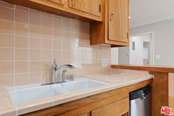 Interior, Kitchen, Tile Countertops