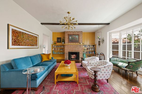 Fireplace, Interior, Living room, Pendant Lights, Stone Walls, Wood Texture Flooring