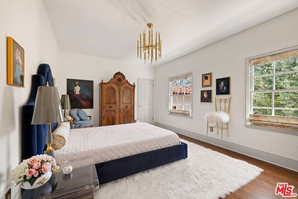 Bedroom, Interior, Pendant Lights, Wood Texture Flooring