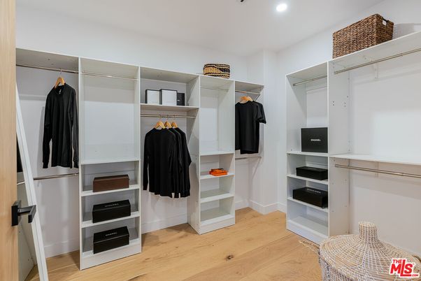Interior, Recessed Lighting, Walk-in Closets, Wood Texture Flooring