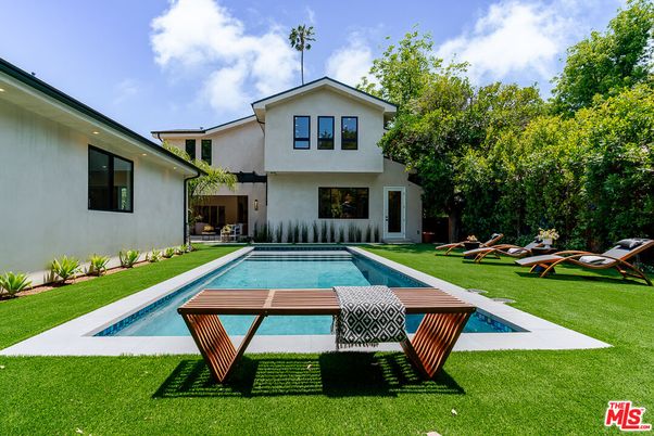 Backyard, Exterior, Pool