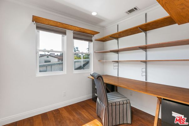 Home Office, Interior, Recessed Lighting, Wood Texture Flooring