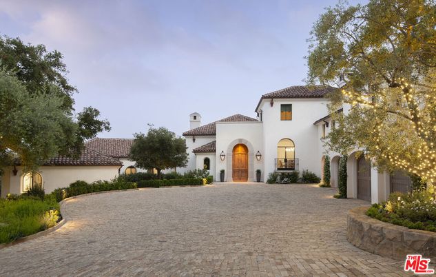 Backyard, Exterior, Facade, Spanish Mediterranean