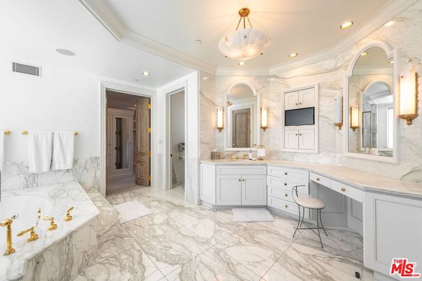 Bathroom, Dual Sink Vanities, Interior, Marble, Marble Walls, Recessed Lighting
