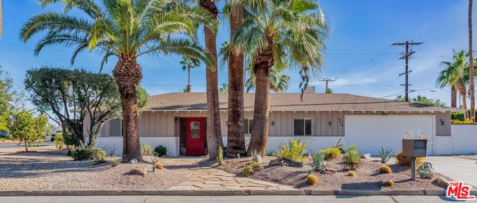 Attached, Exterior, Facade, Ranch