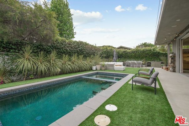 Backyard, Exterior, Pool