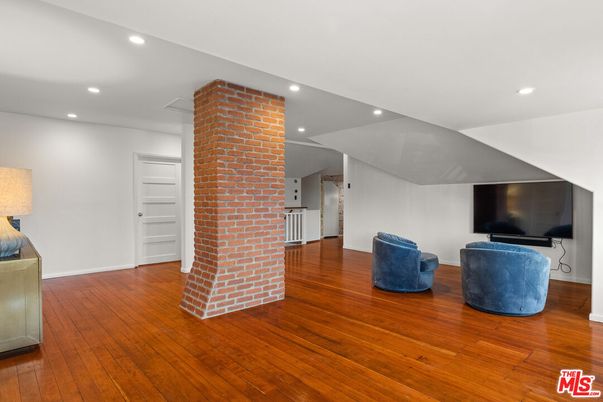 Empty room, Interior, Recessed Lighting, Stone Walls, Wood Texture Flooring