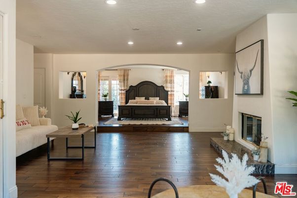 Bedroom, Fireplace, Interior, Recessed Lighting, Wood Texture Flooring