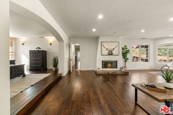 Fireplace, Interior, Recessed Lighting, Wood Texture Flooring