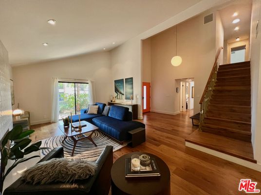 Interior, Living room, Pendant Lights, Recessed Lighting, Wood Texture Flooring