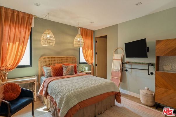 Bedroom, Interior, Pendant Lights, Wood Texture Flooring