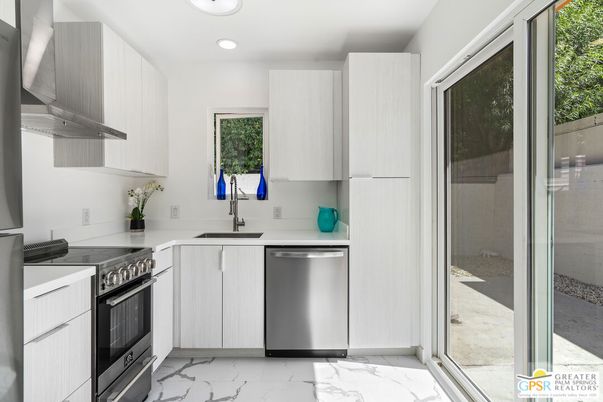 Interior, Kitchen, Marble, Recessed Lighting, Stainless Steel Appliances