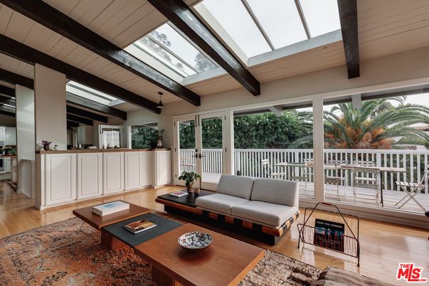 Interior, Living room, Sun Room, Wooden Beams, Wood Texture Flooring