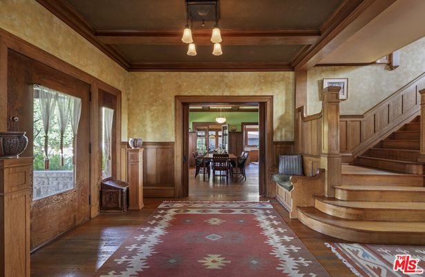Chandelier, Dining room, Interior, Pendant Lights, Wooden Beams, Wood Texture Flooring